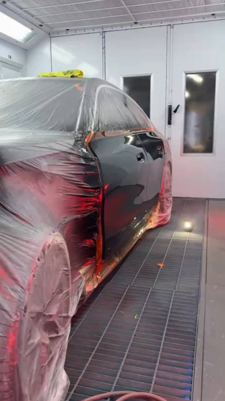 Professional auto body repair in Sun Valley – Top Choice Collision Center