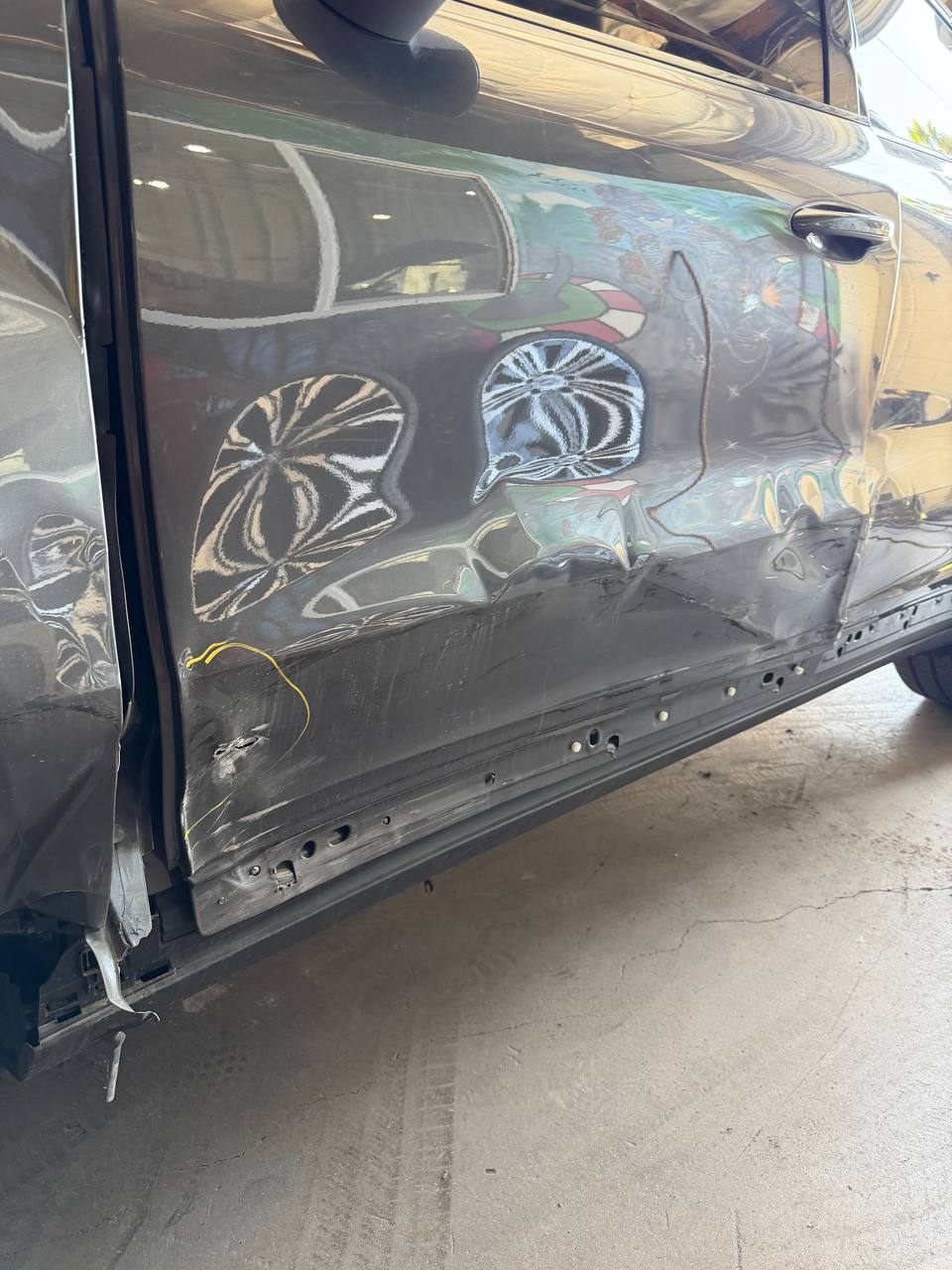 TOP CHOICE COLLISION CENTER: EXPERT AUTO COLLISION REPAIR IN SUN VALLEY