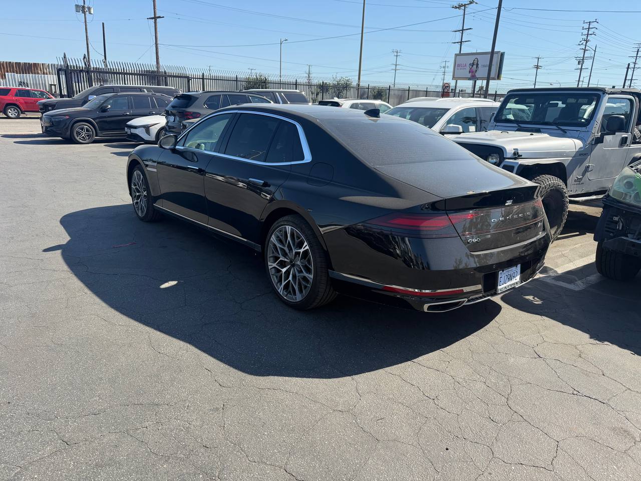 Auto body and paint repair at Top Choice Collision Center in Sun Valley, CA